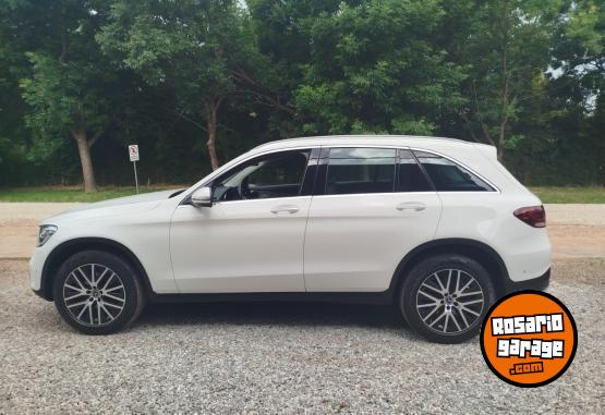 Camionetas - Mercedes Benz GLC 300 OFFROAD 4MATIC 2020 Nafta 80000Km - En Venta