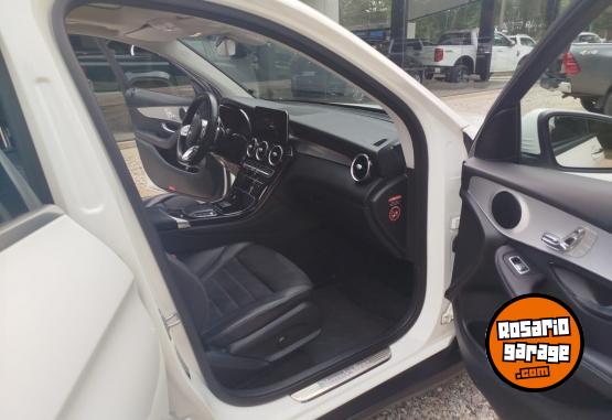 Camionetas - Mercedes Benz GLC 300 OFFROAD 4MATIC 2020 Nafta 80000Km - En Venta