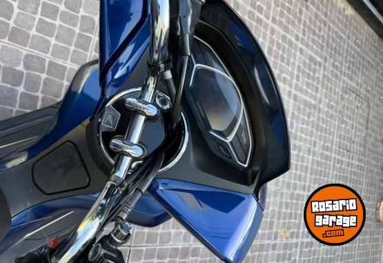 Motos - Honda PCX 2021 Nafta 8500Km - En Venta
