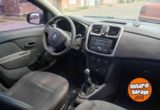 Autos - Renault Nuevo logan authentique 2014 GNC 148000Km - En Venta