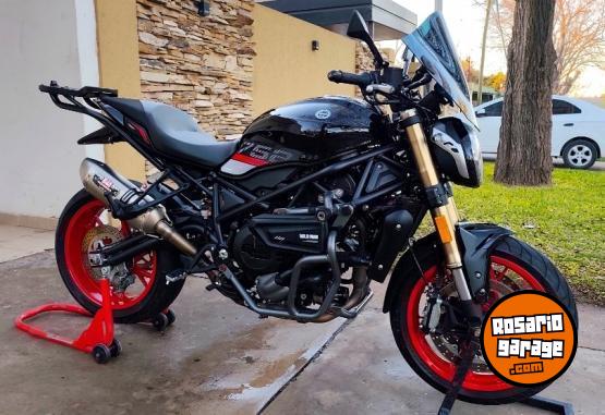 Motos - Benelli 752s 2022 Nafta 9000Km - En Venta