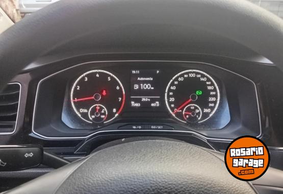 Autos - Volkswagen Nivus Comfortline AT 2021 Nafta 70000Km - En Venta