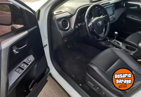 Camionetas - Toyota Rav4 VX AT 2018 Nafta 120000Km - En Venta