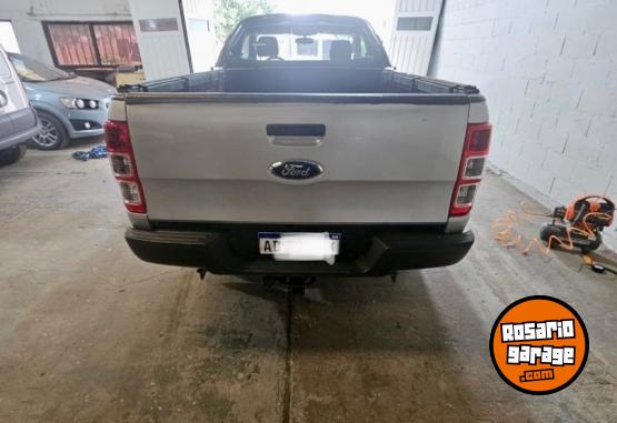 Camionetas - Ford Ranger 2018 Diesel 140000Km - En Venta