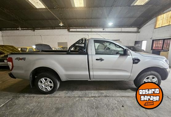 Camionetas - Ford Ranger 2018 Diesel 140000Km - En Venta