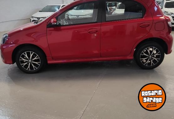 Autos - Toyota ETIOS XLS PLUS AT 2022 Nafta 25000Km - En Venta
