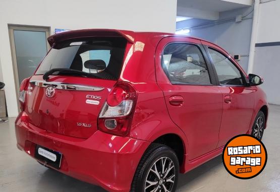 Autos - Toyota ETIOS XLS PLUS AT 2022 Nafta 25000Km - En Venta