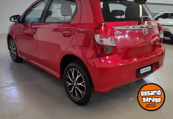 Autos - Toyota ETIOS XLS PLUS AT 2022 Nafta 25000Km - En Venta