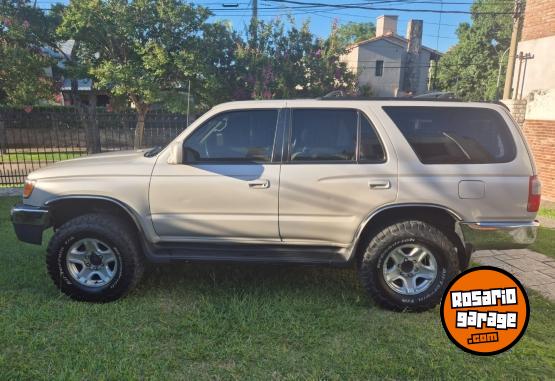 Camionetas - Toyota SW4 1999 Diesel 440000Km - En Venta