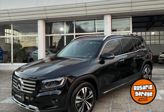 Camionetas - Mercedes Benz GLB 250 4MATIC MHEV 2025 Electrico / Hibrido 9000Km - En Venta