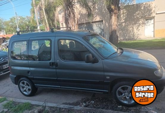 Utilitarios - Peugeot Partner 2008 GNC 200000Km - En Venta