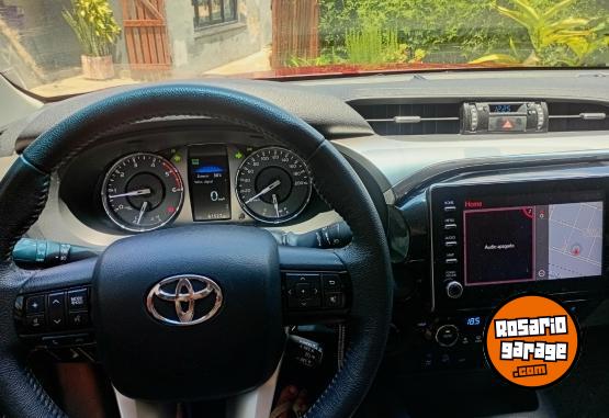 Camionetas - Toyota Hilux 2021 Diesel 60000Km - En Venta