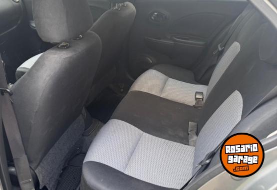 Autos - Nissan March 2014 Nafta 99000Km - En Venta