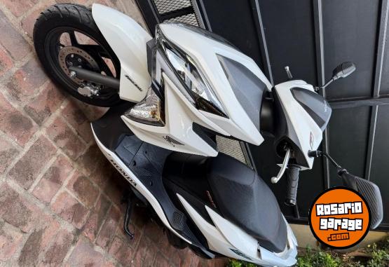 Motos - Honda Elite 2019 Nafta 8300Km - En Venta