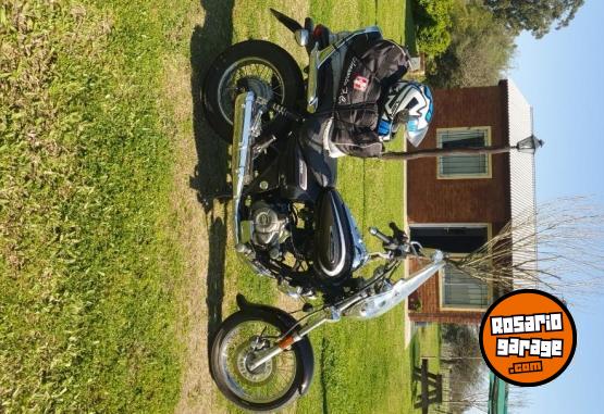 Motos - Bajaj Avenger 220 2020 Nafta 22000Km - En Venta