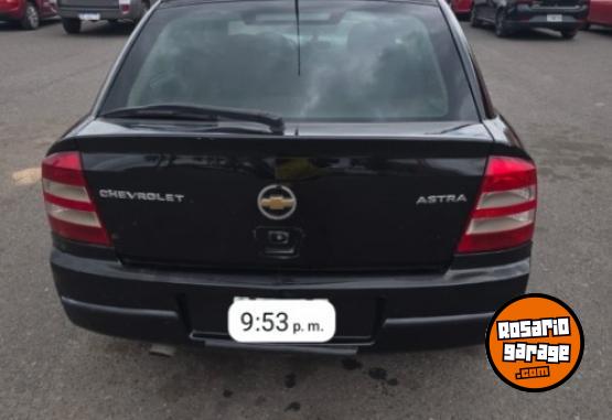 Autos - Chevrolet Astra gls 2.0 2011 Nafta 142000Km - En Venta