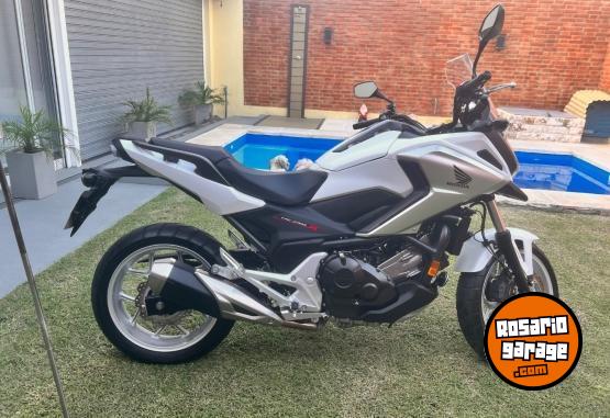Motos - Honda NC750X 2018 Nafta 5600Km - En Venta