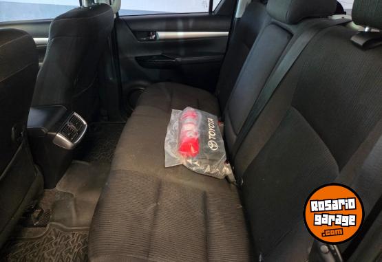 Camionetas - Toyota Hilux 2022 Diesel 95000Km - En Venta