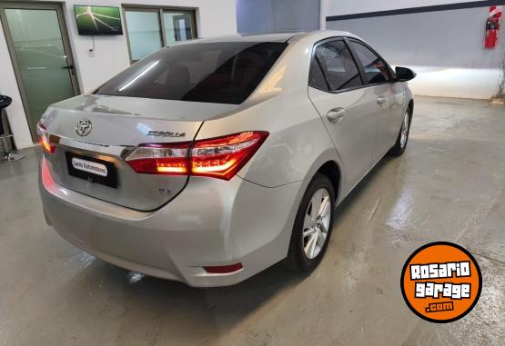 Autos - Toyota COROLLA XEI PACK AT 2016 Nafta 230000Km - En Venta