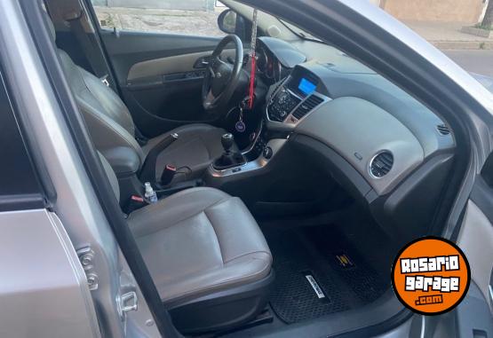 Autos - Chevrolet Cruze ltz 2010 GNC 200000Km - En Venta