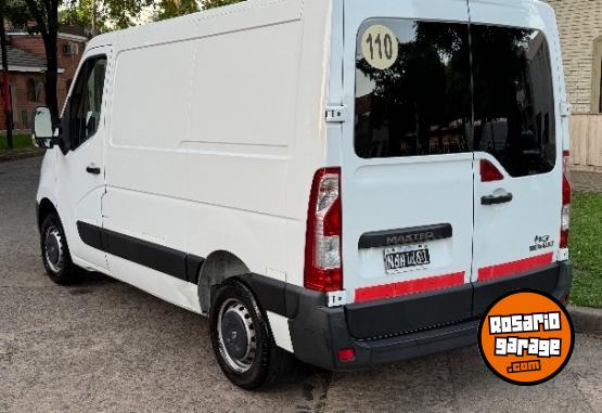 Utilitarios - Renault Master 2013 Diesel 200000Km - En Venta