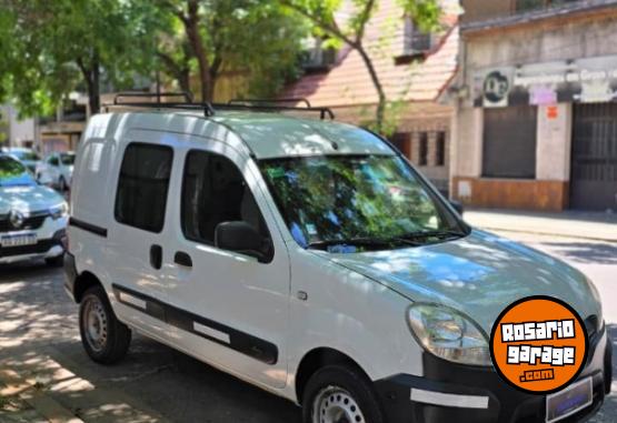 Utilitarios - Renault Kangoo 2016 Nafta 220000Km - En Venta