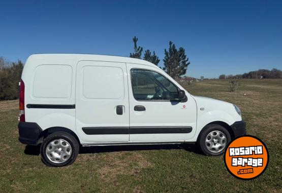 Utilitarios - Renault Kangoo 2012 GNC 250000Km - En Venta