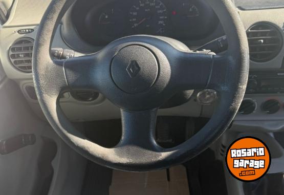 Utilitarios - Renault Kangoo 2012 GNC 250000Km - En Venta