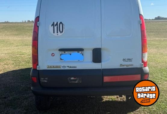 Utilitarios - Renault Kangoo 2012 GNC 250000Km - En Venta