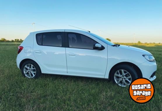 Autos - Renault Sandero privilege 2018 GNC 103000Km - En Venta