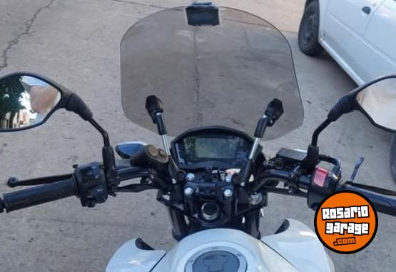 Motos - Honda Twister 2017 Nafta 18000Km - En Venta