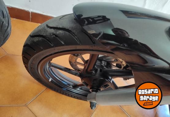 Motos - Yamaha Fz tit�n ybr 2012 Nafta 35000Km - En Venta