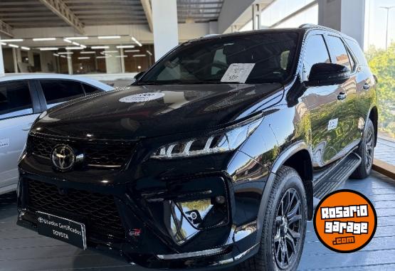 Camionetas - Toyota SW4 GR-Sport 4x4 AT 7A 2024 Diesel 21708Km - En Venta