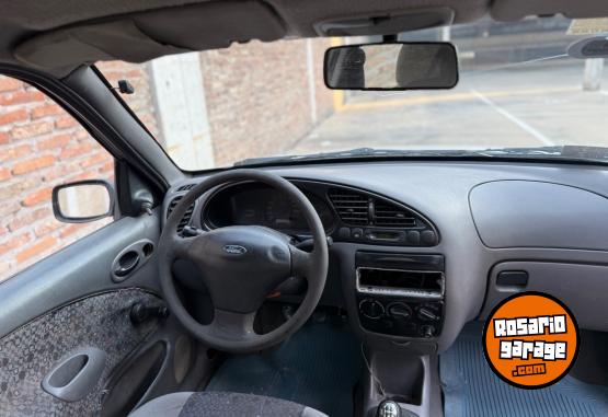 Autos - Ford Fiesta 2001 Nafta  - En Venta