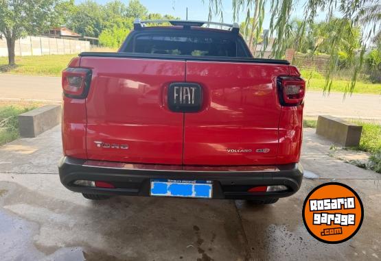 Camionetas - Fiat Toro volcano at9 4x4 2017 Diesel 118200Km - En Venta