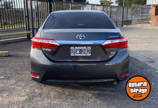 Autos - Toyota XEI 2015 Nafta 230000Km - En Venta