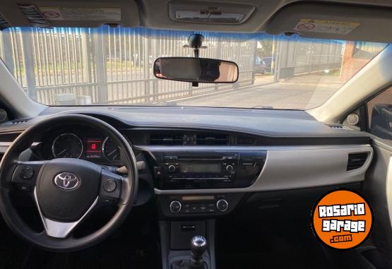 Autos - Toyota XEI 2015 Nafta 230000Km - En Venta