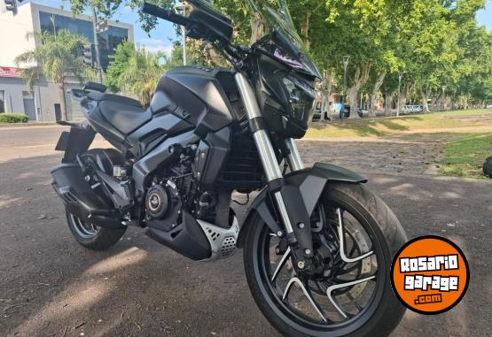 Motos - Bajaj DOMINAR 400 2024 Nafta 4100Km - En Venta