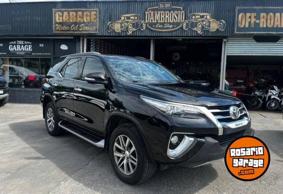 Camionetas - Toyota SW4 SRX 2017 Diesel 210000Km - En Venta