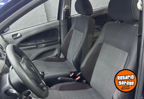 Autos - Volkswagen Voyage 2015 GNC 131000Km - En Venta