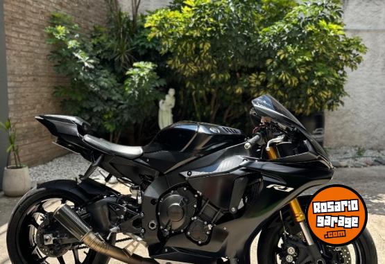 Motos - Yamaha R1 2018 Nafta 15000Km - En Venta