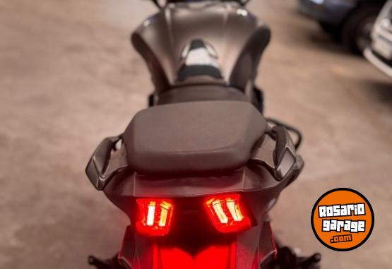 Motos - Bajaj DOMINAR 400 2021 Nafta 17800Km - En Venta