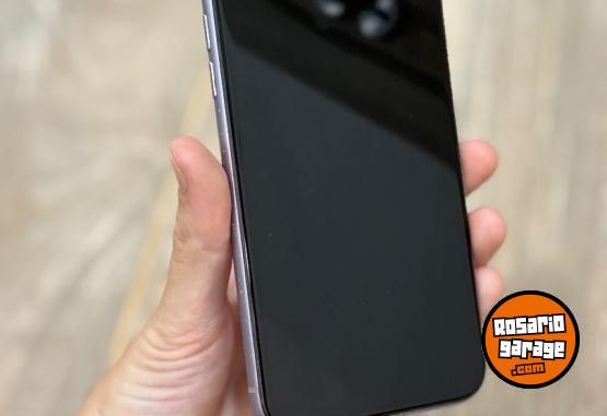 Telefonía - Vendo iPhone 11 impecable - En Venta