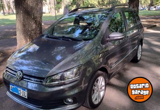 Autos - Volkswagen Suran Highline MSI 2017 Nafta 103000Km - En Venta