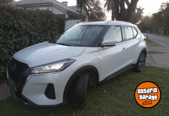 Autos - Nissan CVT advance plus 1.6 cv 2021 Nafta 81000Km - En Venta