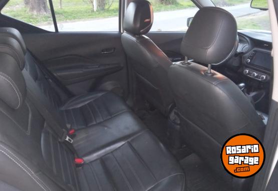 Autos - Nissan CVT advance plus 1.6 cv 2021 Nafta 81000Km - En Venta