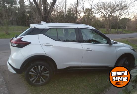 Autos - Nissan CVT advance plus 1.6 cv 2021 Nafta 81000Km - En Venta