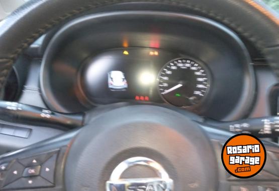 Autos - Nissan CVT advance plus 1.6 cv 2021 Nafta 81000Km - En Venta