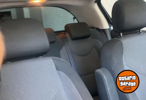 Autos - Peugeot 308 2014 Nafta 130000Km - En Venta