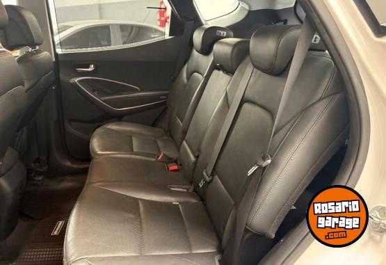 Camionetas - Hyundai Santa Fe CRDI 2.2 2018 Diesel 150000Km - En Venta